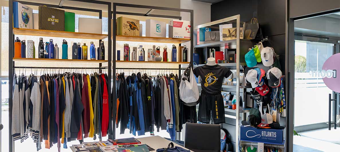 GADGET PERSONALIZZATI 1 Allestimento di merchandising di agenzia di comunicazione di Frosinone, Sora.